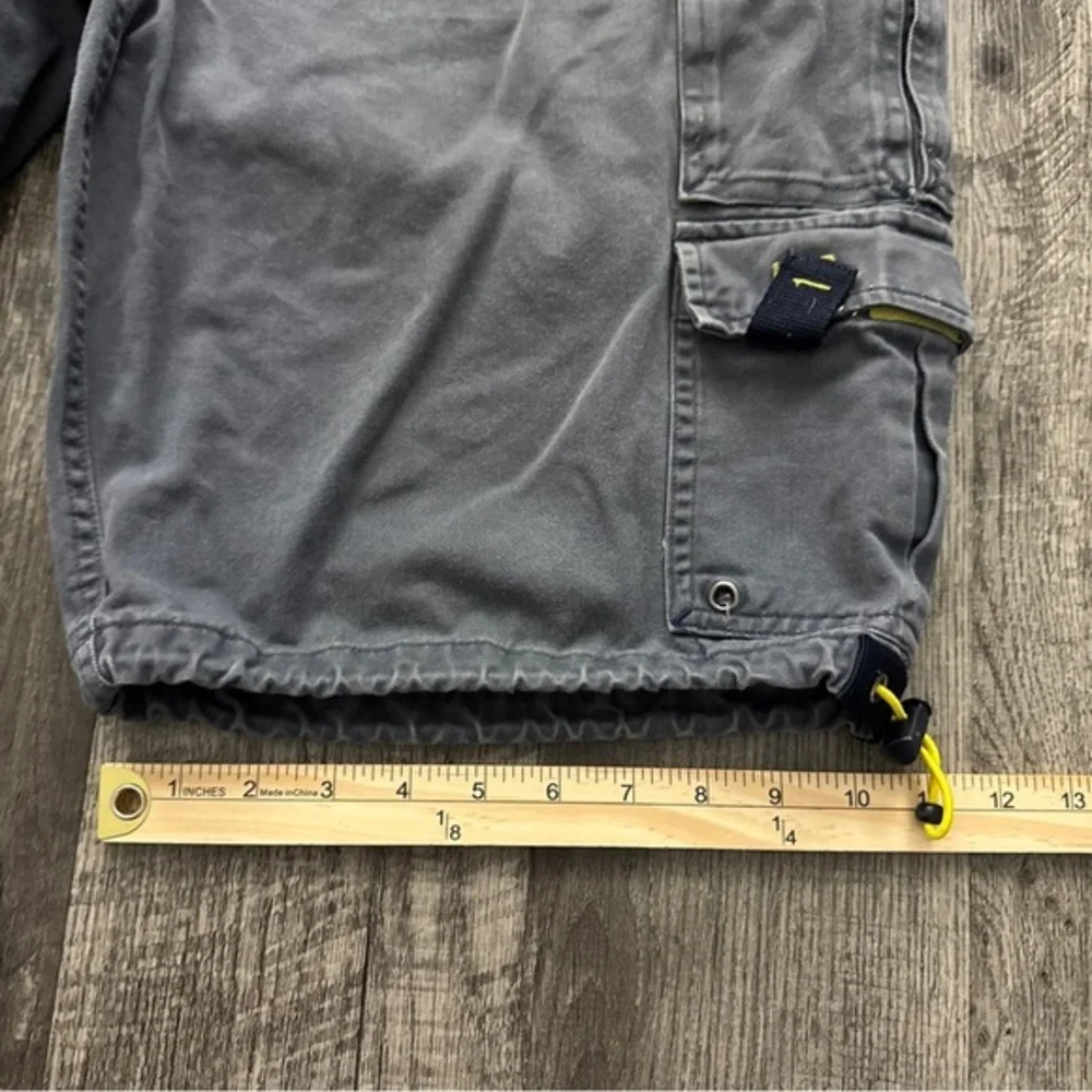 Vintage Y2K 2000s WearFirst Tactical Utility‎ Cargo Shorts Grey